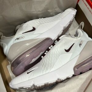Nike Air Max 270